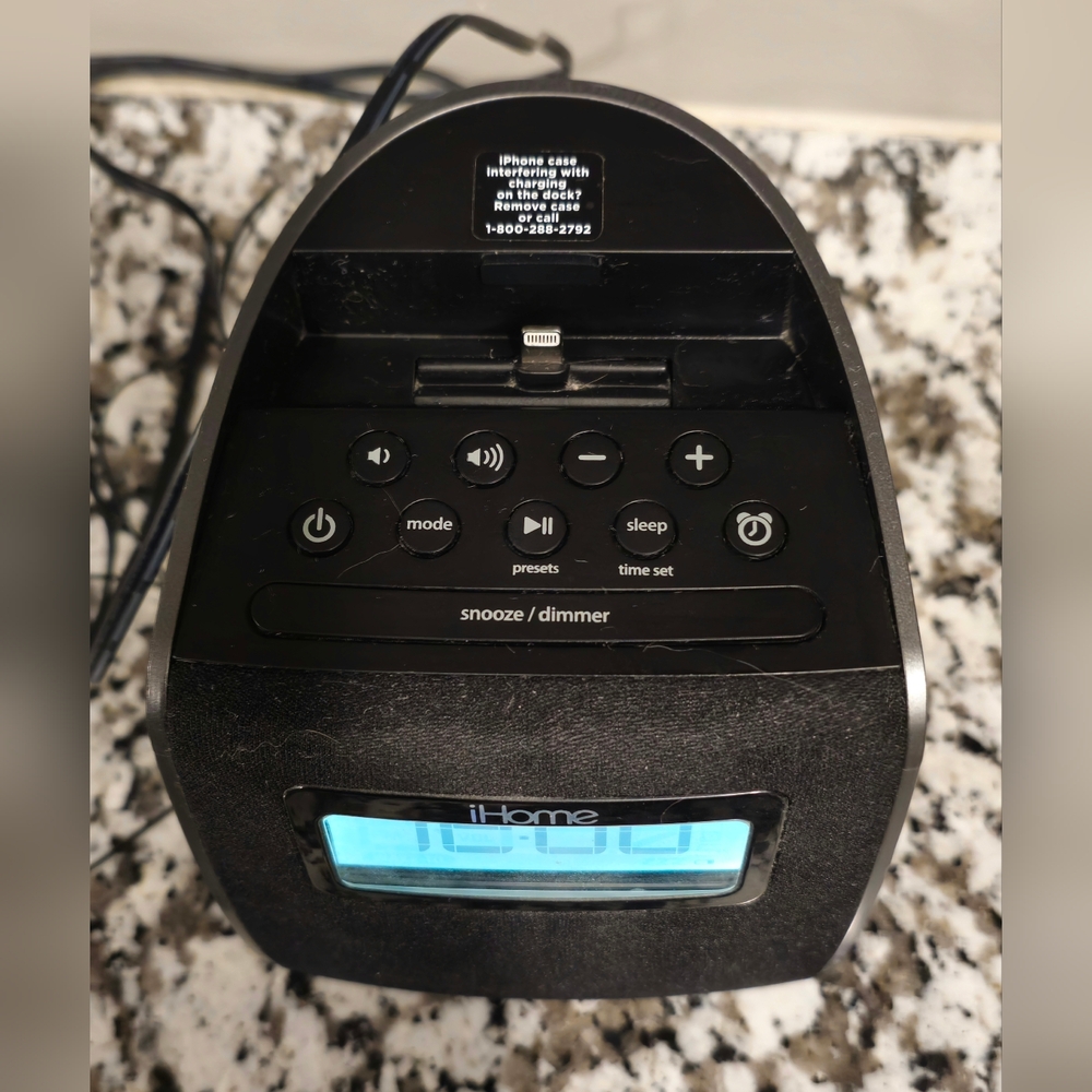 iHome IPL22 - Picture 3 of 6